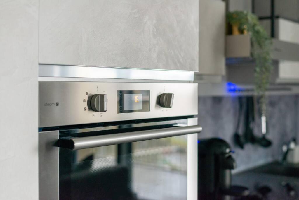 We Home - Uptown74 Bloom Apartment - Milano المظهر الخارجي الصورة